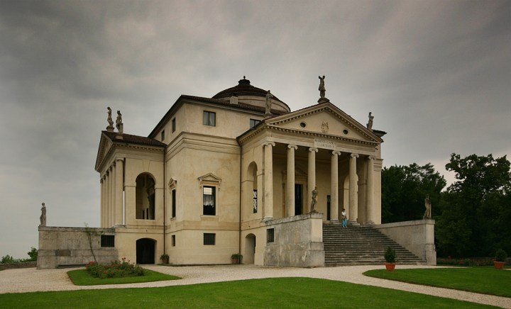 Villa_Rotonda_side