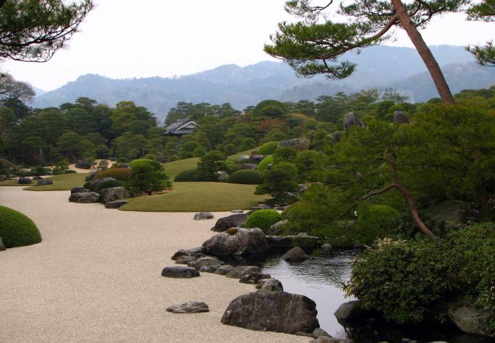 Adachi_Museum_of_Art_Garden_01