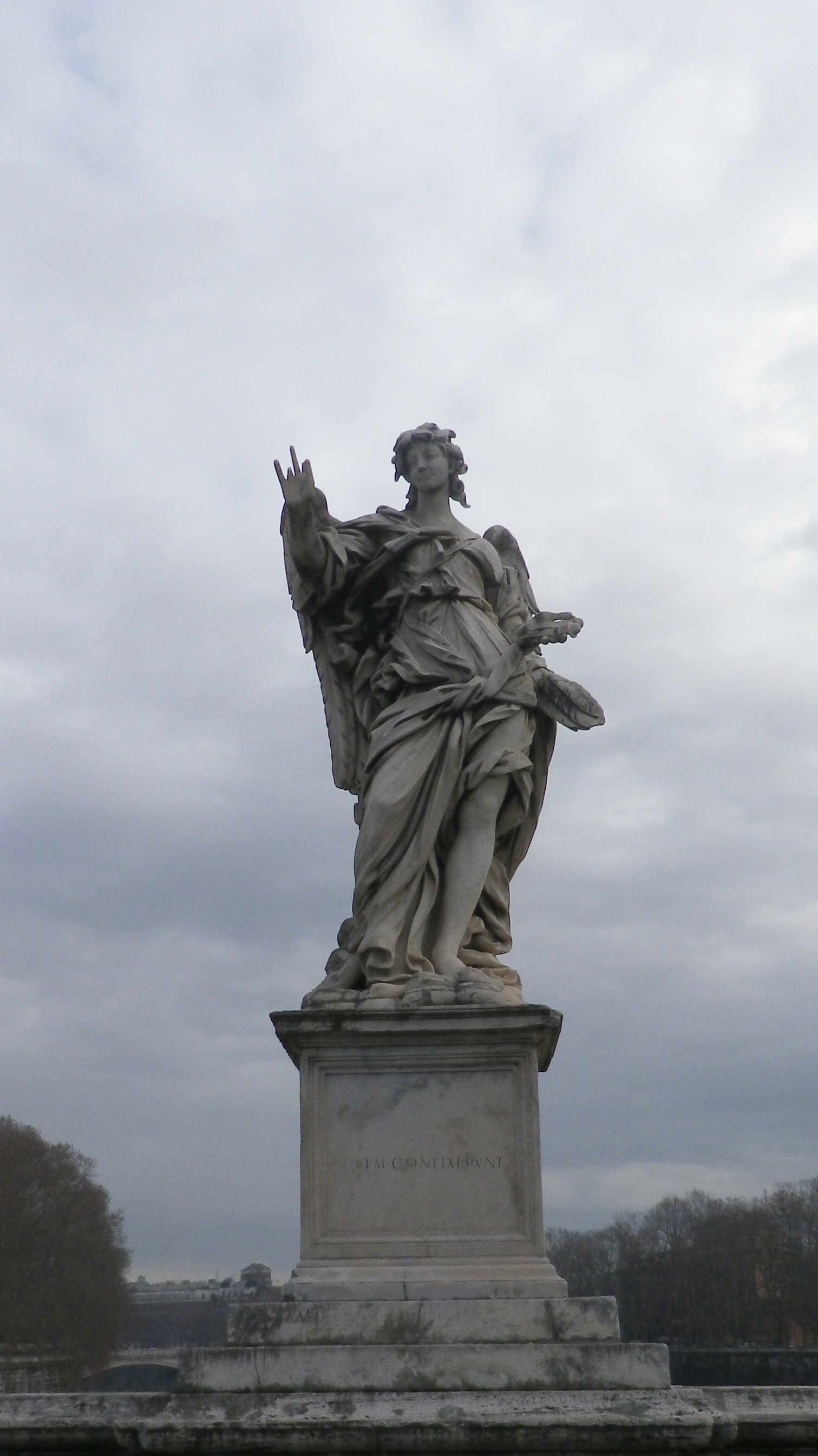 Ángel con los clavos (Girolamo Lucenti, inscripción "Aspicient ad me quem confixerunt").