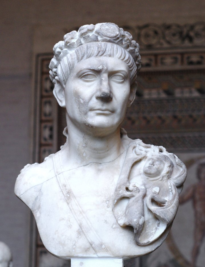 Traianus_Glyptothek_Munich_72