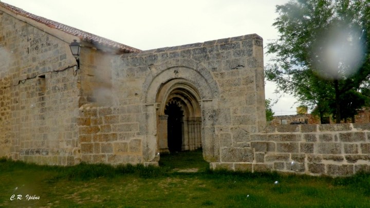 Iglesia de San Pedro en Villa Cadima.