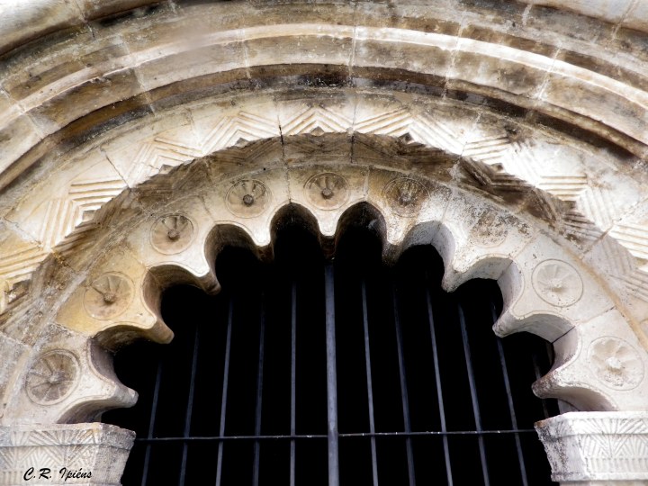 Iglesia de San Pedro en Villacadima