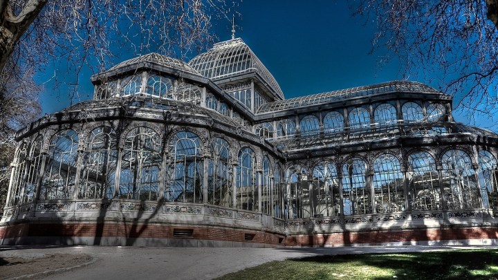 1280px-Madrid_Palacio_de_cristal_15-03-2010_15-39-44_tonemapped
