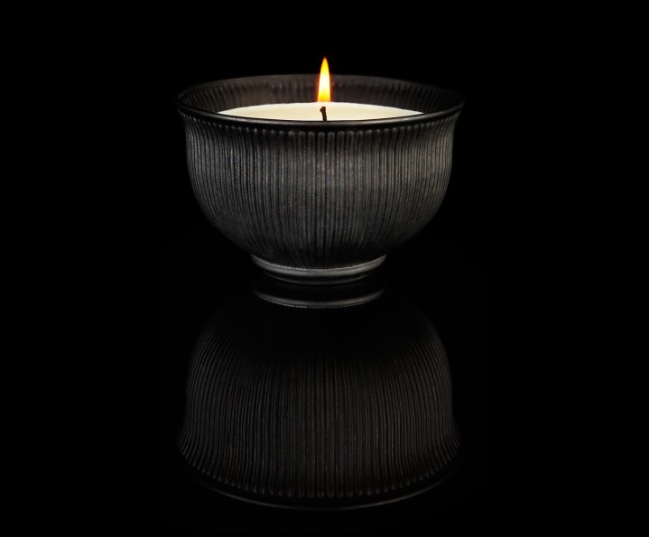 jim-thompson-himma-gardens-candle-dark-detail