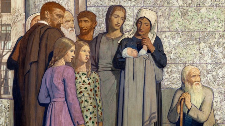 L0051531 People outside a hospital