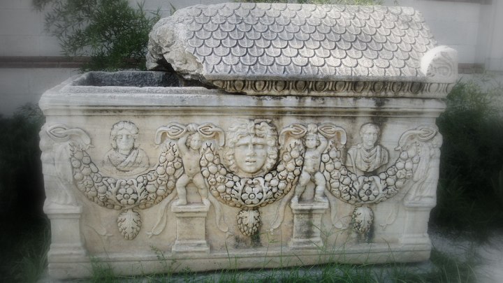 16653402604_7c3a8a01dd_ba