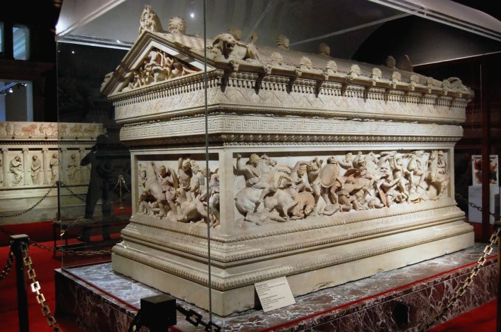 Art Esc IV Sarcofago de Alejandro c 310 B